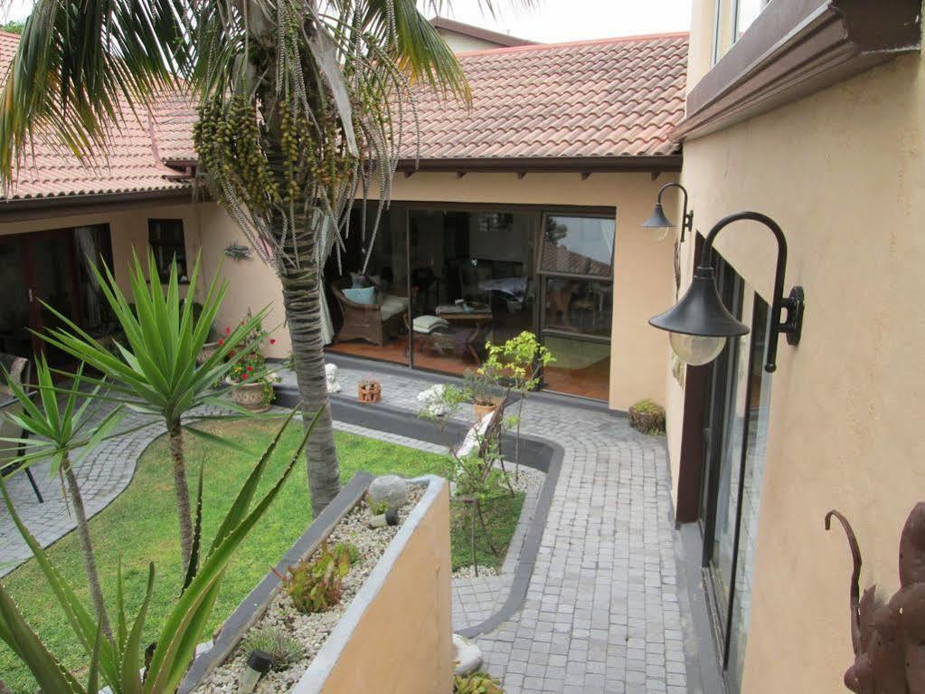 Vue Grande Villa นิสนา ภายนอก รูปภาพ