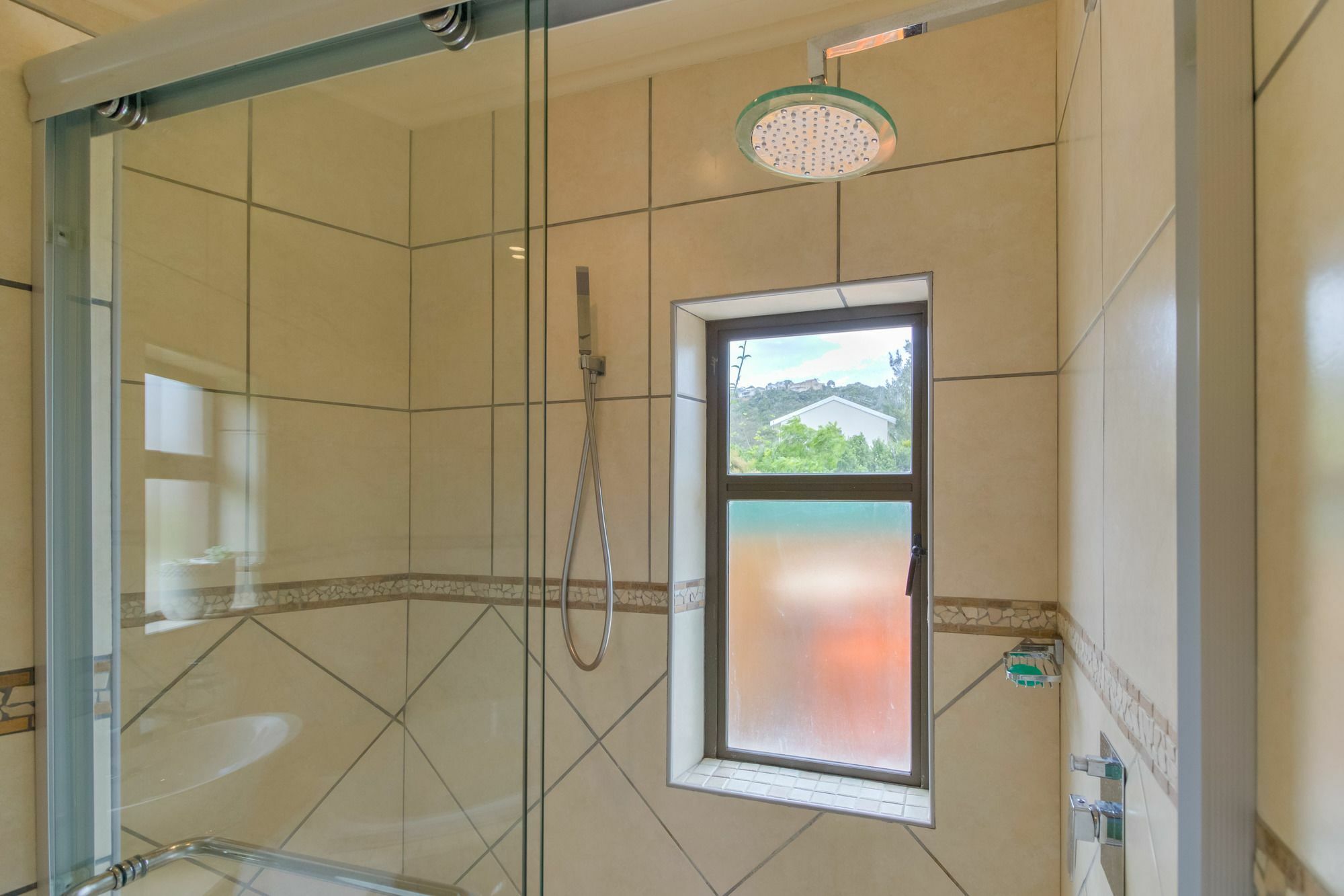 Vue Grande Villa นิสนา ภายนอก รูปภาพ